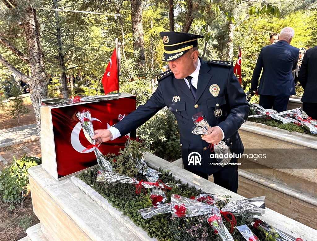 Yurt genelinde 15 Temmuz şehitleri anılıyor