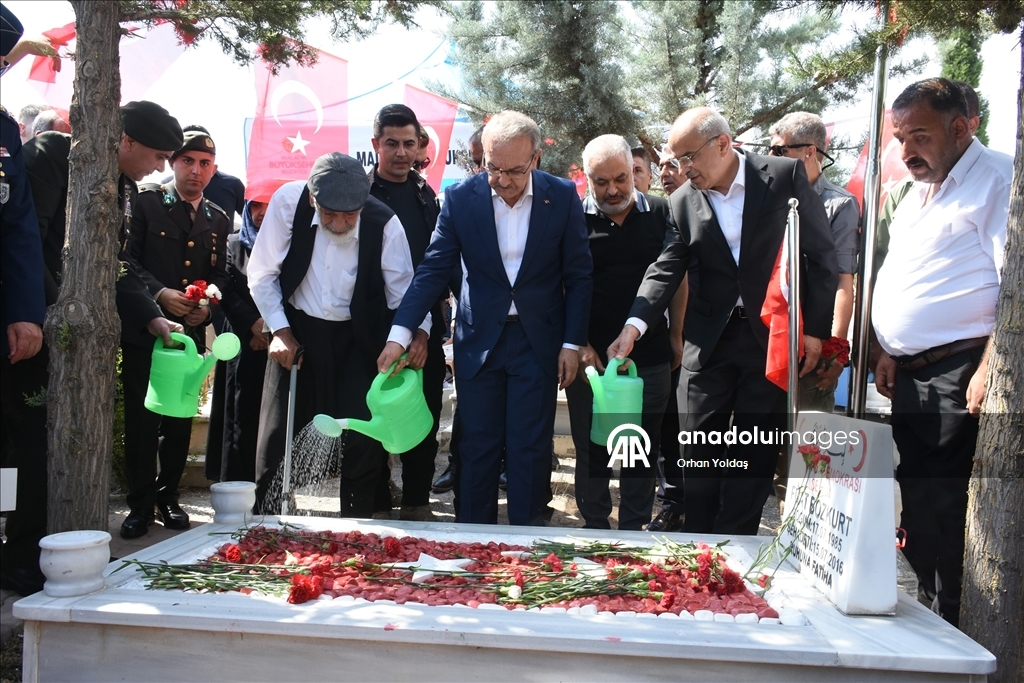 Yurt genelinde 15 Temmuz şehitleri anılıyor