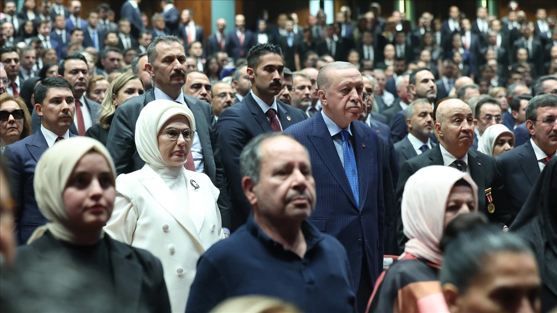 Cumhurbaşkanı Erdoğan, 15 Temmuz zaferini anlatan ‘En Uzun Gece’ Destanının İlk Temsiline katıldı