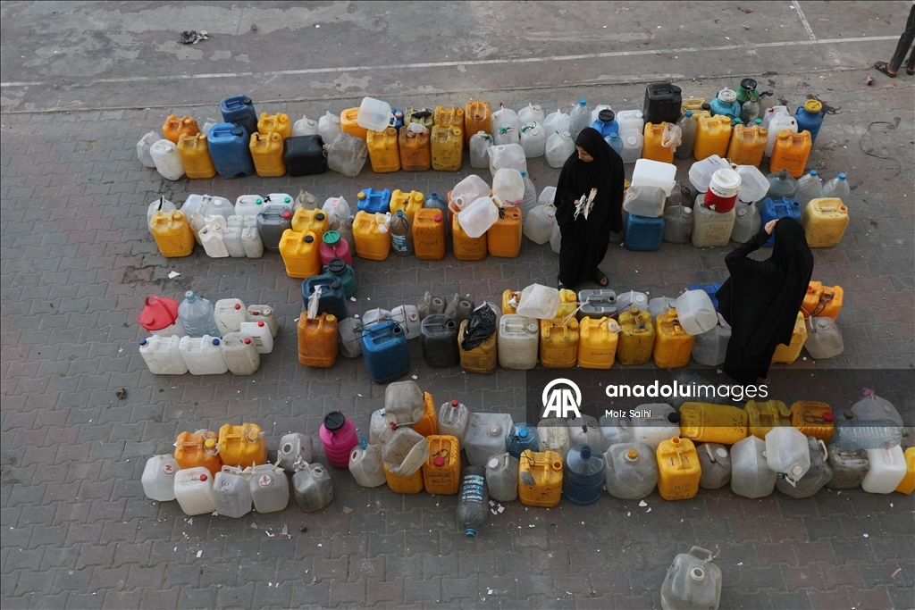 İsrail saldırıları altındaki Gazze'de su sıkıntısı