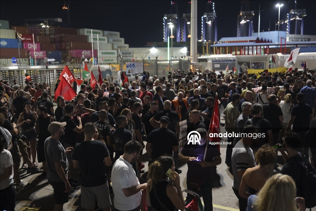 В Греции прошла акция протеста в Греции против поставок оружия в Израиль