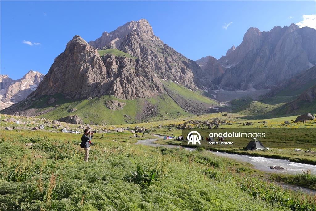 Huzurun hakim olduğu Hakkari, doğa turizminin yeni gözdesi oluyor