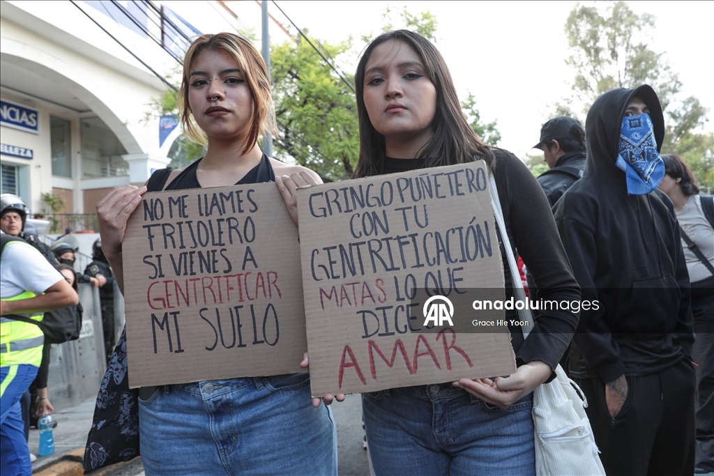 Meksika’nın başkenti Mexico City’de soylulaştırma karşıtı protesto düzenlendi