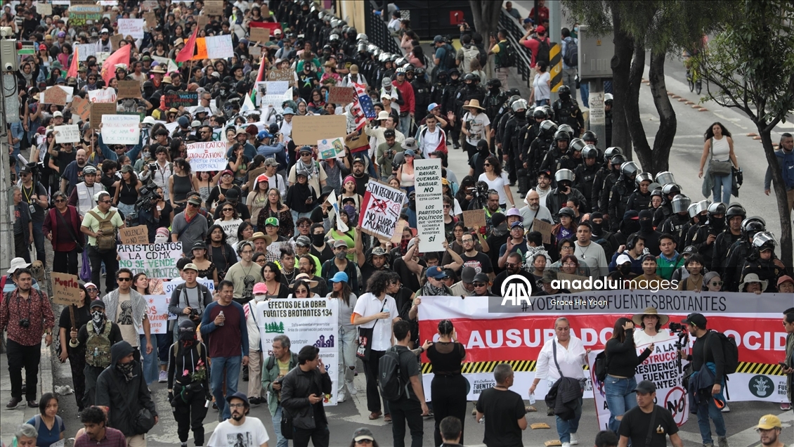 Meksika’nın başkenti Mexico City’de soylulaştırma karşıtı protesto düzenlendi