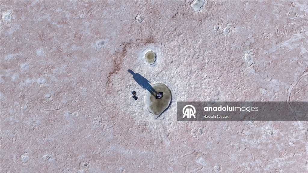 Преображение цвета озера Туз — завораживающее природное явление 2