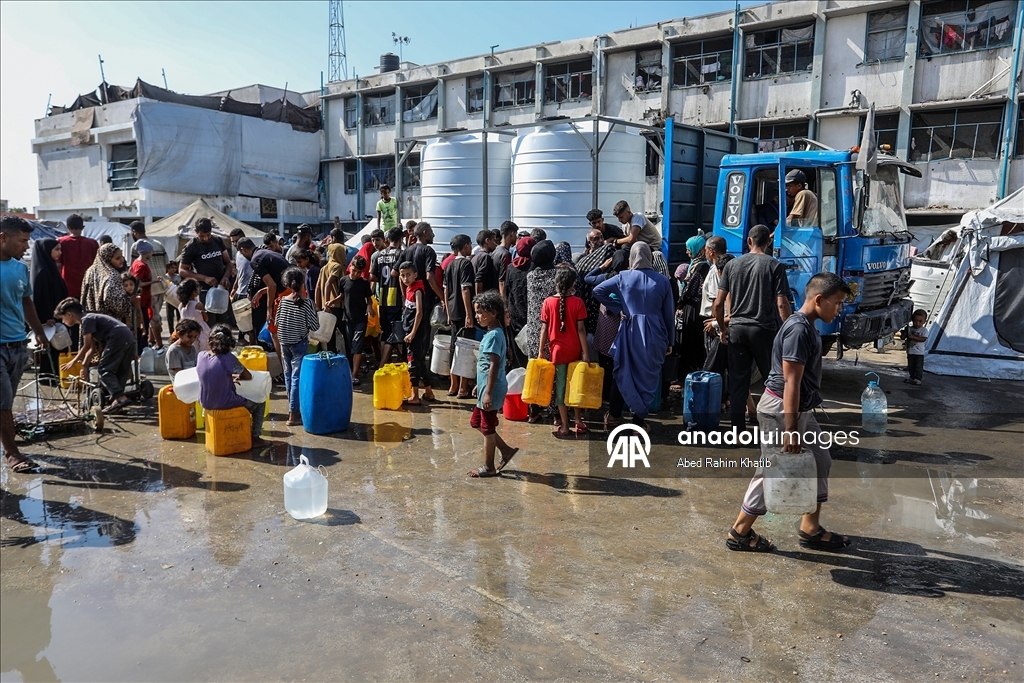İsrail saldırıları altındaki Gazze'de su krizi devam ediyor