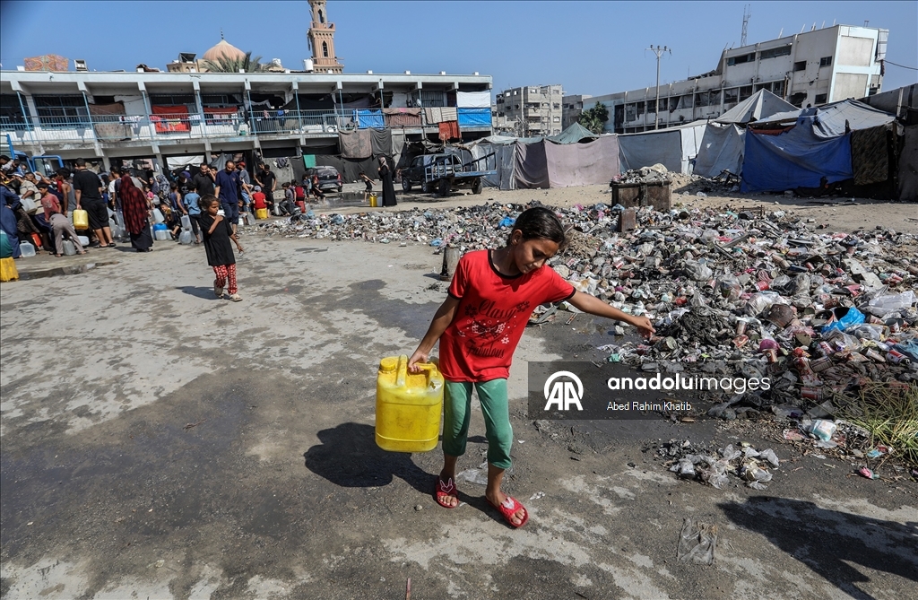 İsrail saldırıları altındaki Gazze'de su krizi devam ediyor
