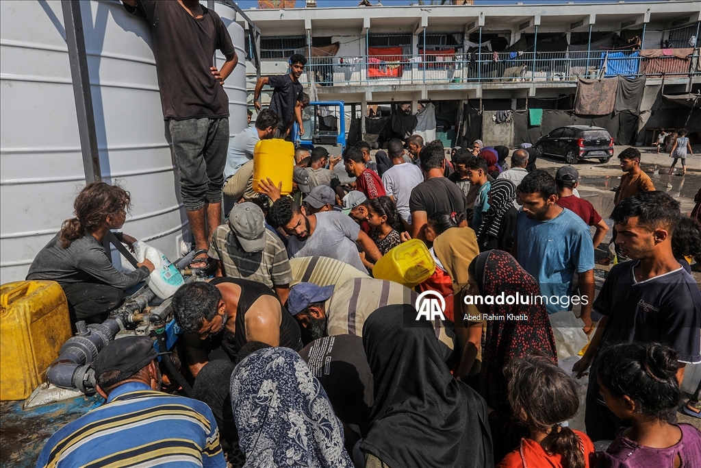 İsrail saldırıları altındaki Gazze'de su krizi devam ediyor
