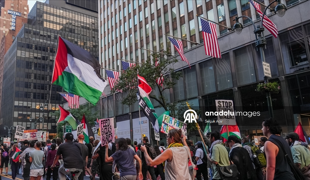 New York'ta “Gazze’de Açlığa Son Verin” mitingi