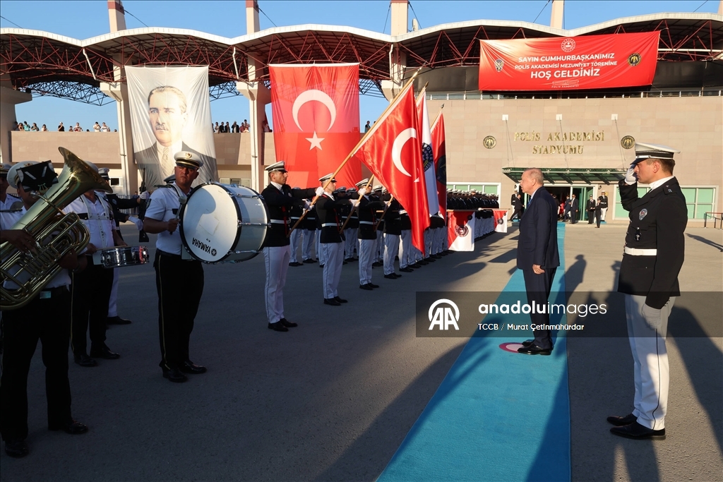 Cumhurbaşkanı Erdoğan, Polis Akademisi Mezuniyet Töreni'ne katıldı