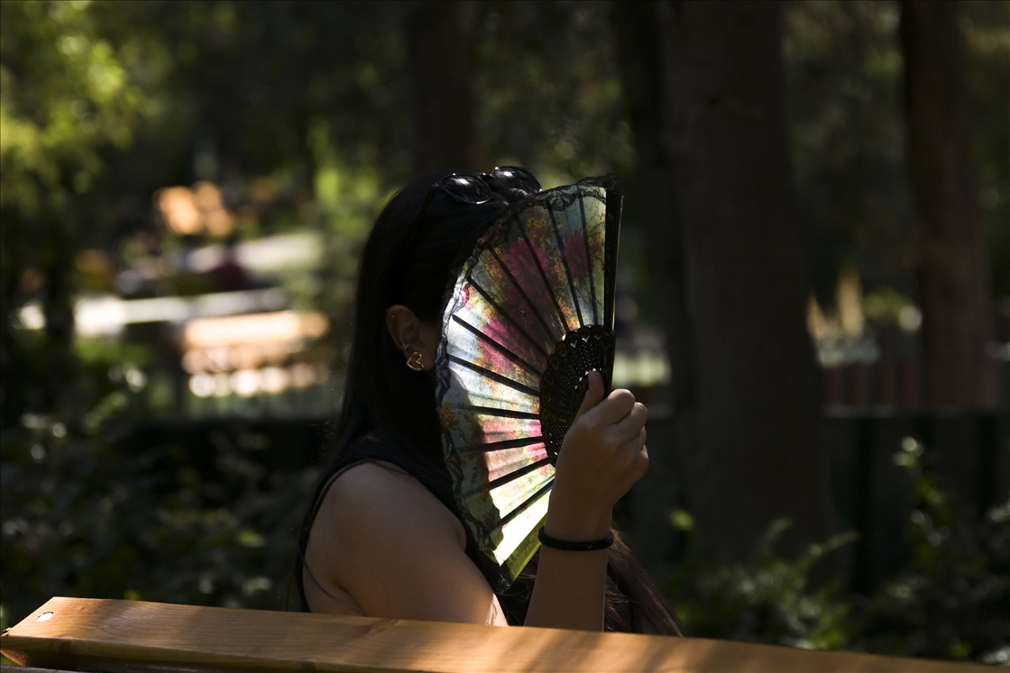 Hot weather in Turkish capital