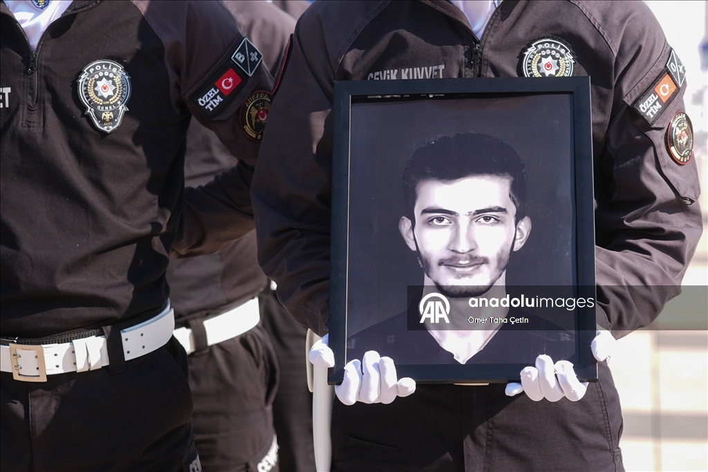 Orman yangınıyla mücadelede şehit olan AKUT gönüllüleri, Ankara'da son yolculuklarına uğurlandı