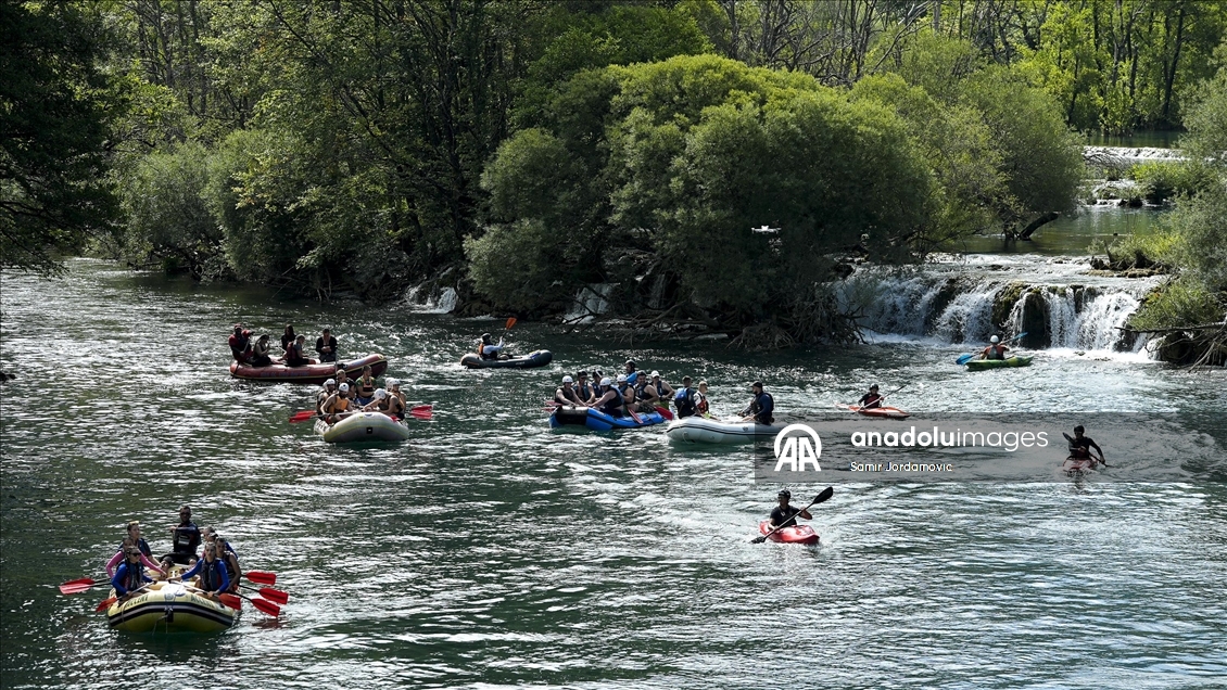 Bosna Hersek'in Una Nehri üzerinde 51. Rafting Festivali başladı