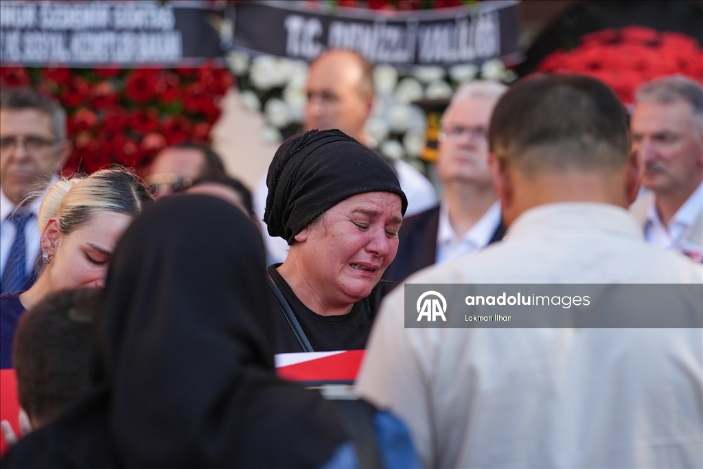 Orman yangınında şehit olan Denizlili orman işçileri için tören düzenlendi