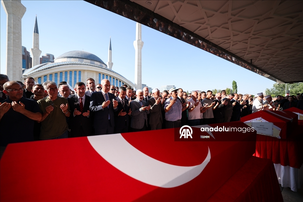 Orman şehitleri son yolculuklarına uğurlanıyor