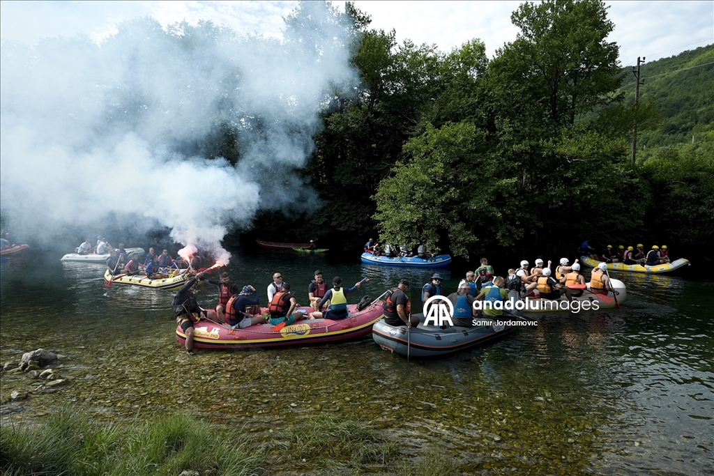Bosna Hersek'in Una Nehri üzerinde 51. Rafting Festivali başladı