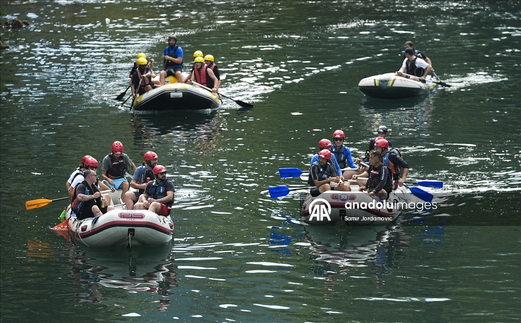 Bosna Hersek'in Una Nehri üzerinde 51. Rafting Festivali başladı