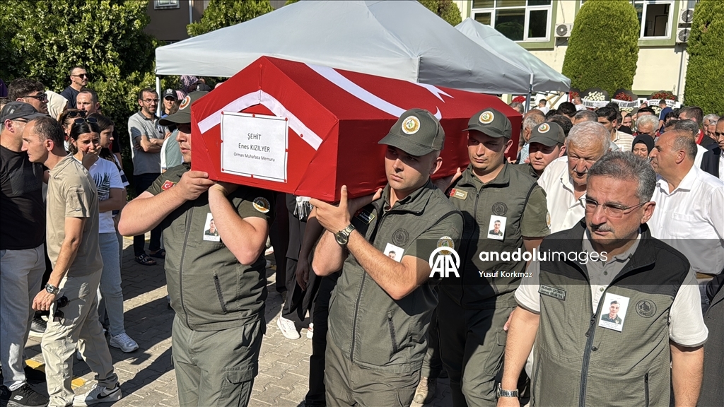Orman yangını şehitlerinden Enes Kızılyer, Karabük'te son yolculuğuna uğurlandı