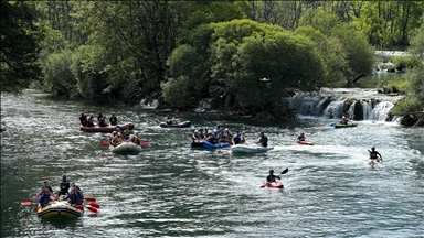 Bosna Hersek'in Una Nehri üzerinde 51. Rafting Festivali başladı