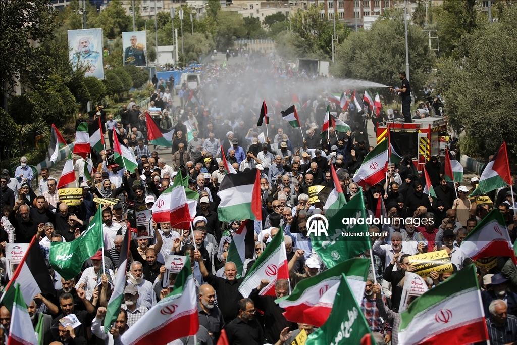 İran'ın başkenti Tahran'da İsrail'in Gazze'deki soykırımı protesto edildi