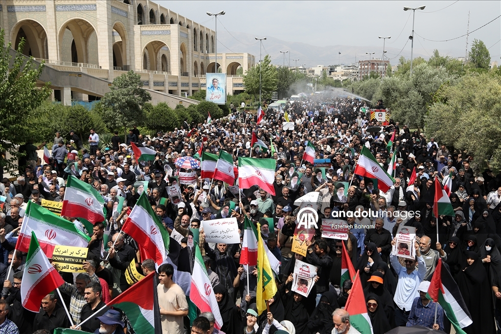 İran'ın başkenti Tahran'da İsrail'in Gazze'deki soykırımı protesto edildi