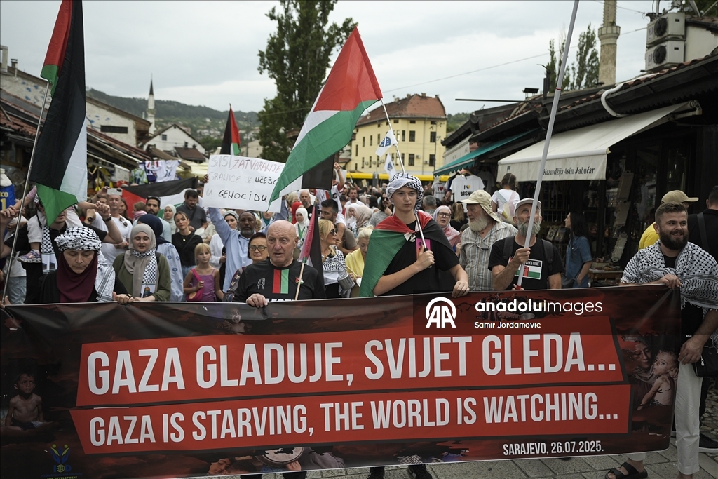 Građani Sarajeva na Baščaršiji iskazali podršku narodu Gaze i osudili agresiju i izgladnjivanje palestinskog naroda