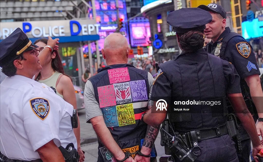 New York'ta Gazze'ye yönelik ablukanın sona ermesini talep etmek için yürüyüş düzenlendi