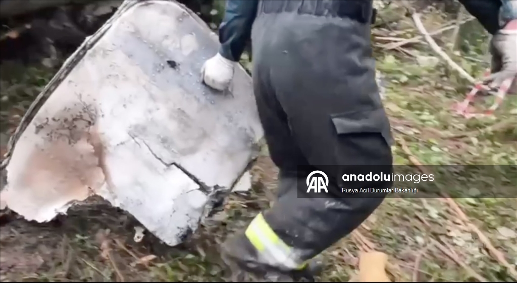 Rusya'nın Amur bölgesinde An-24 tipi uçağın düştüğü yerde çalışmalar devam ediyor