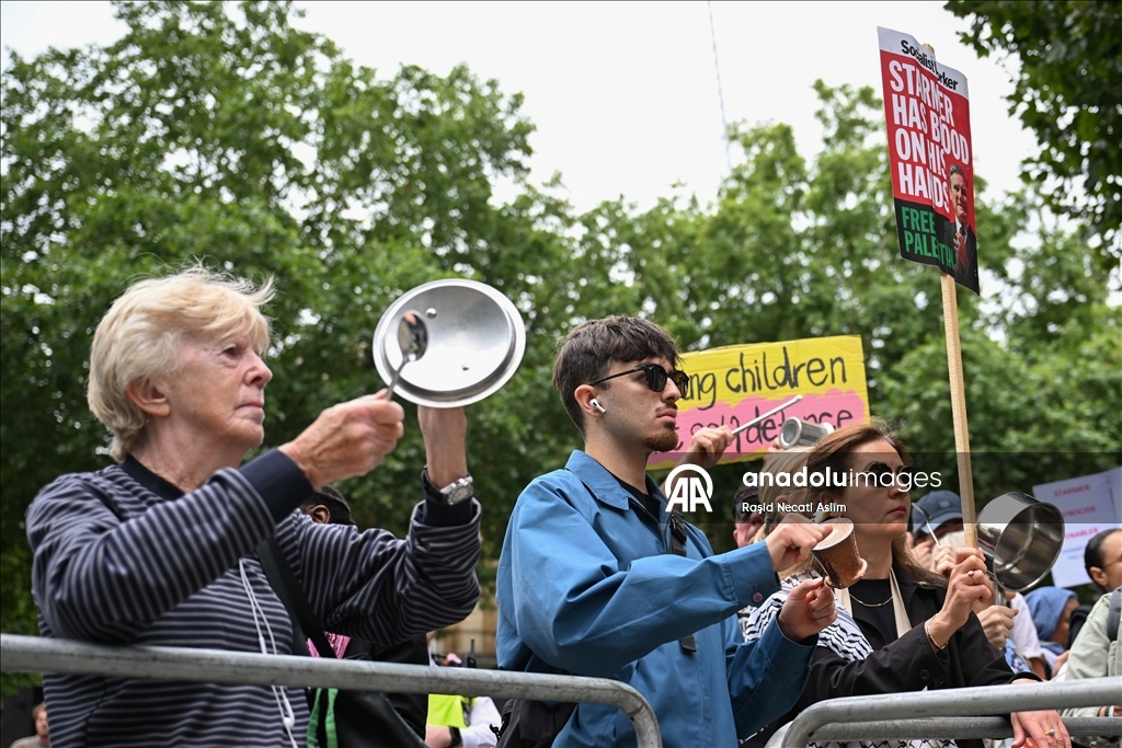 Demonstration held in London against starvation and humanitarian crisis in Gaza