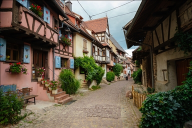 France's Eguisheim welcomes visitors with colorful streets and historic charm