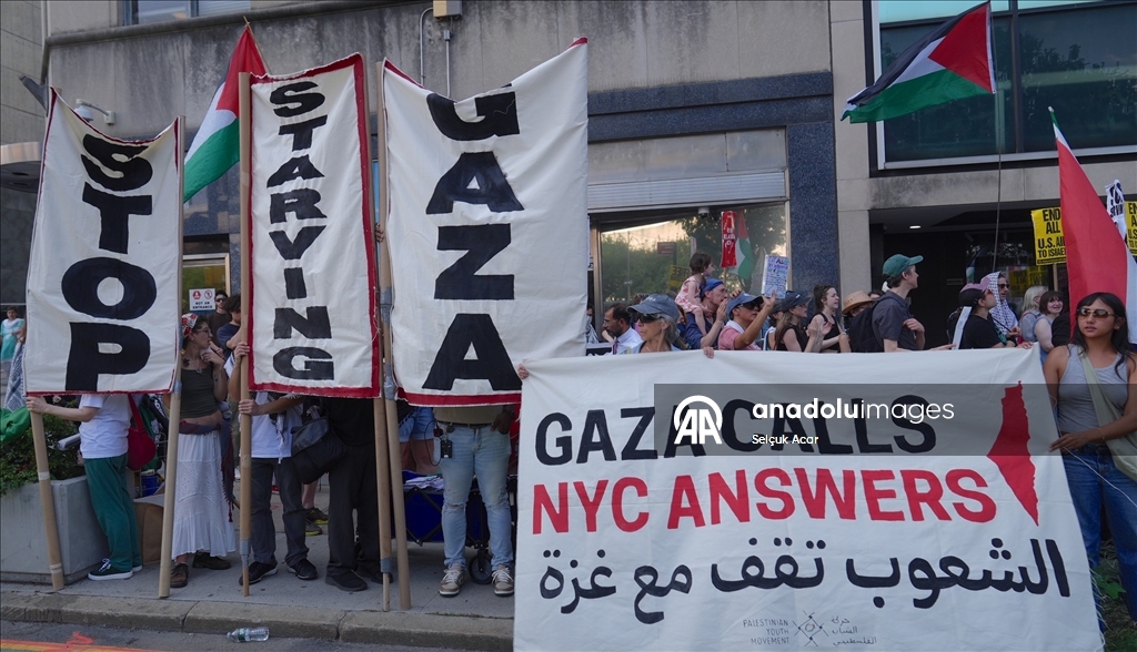 Filistin yanlısı aktivistler New York'ta BM Genel Merkezi önünde protesto düzenledi
