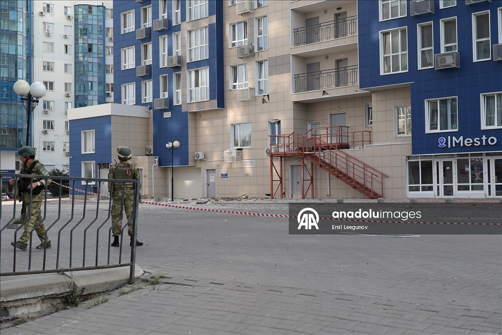 Украинский беспилотник атаковал многоквартирный жилой дом в Белгороде