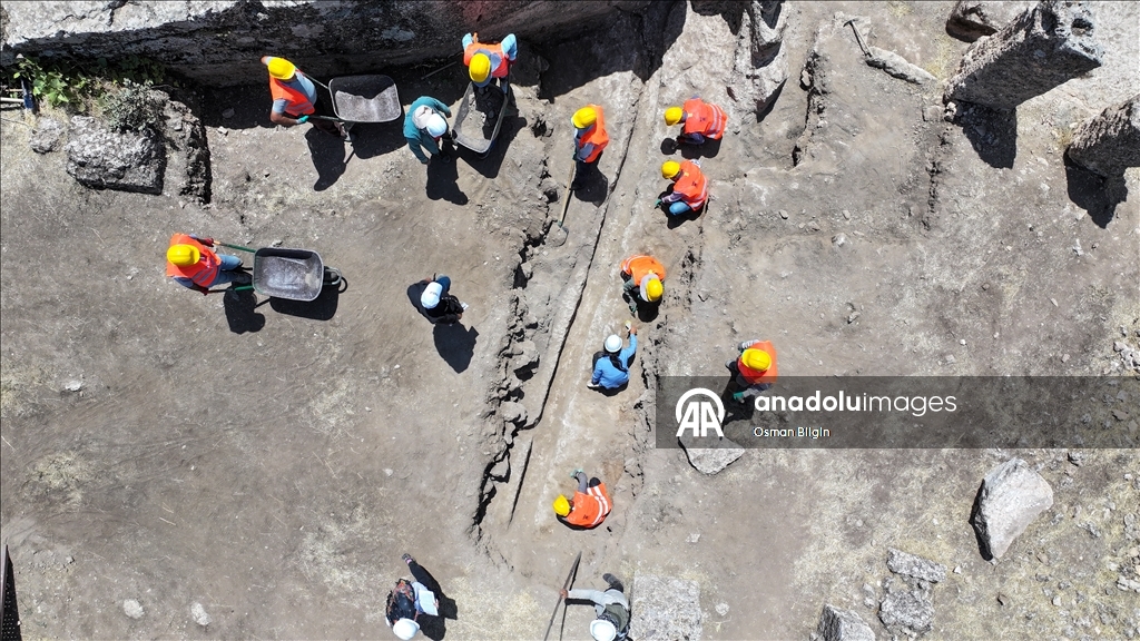Zerzevan Kalesi'nde 1800 yıllık su dağıtım sistemi bulundu