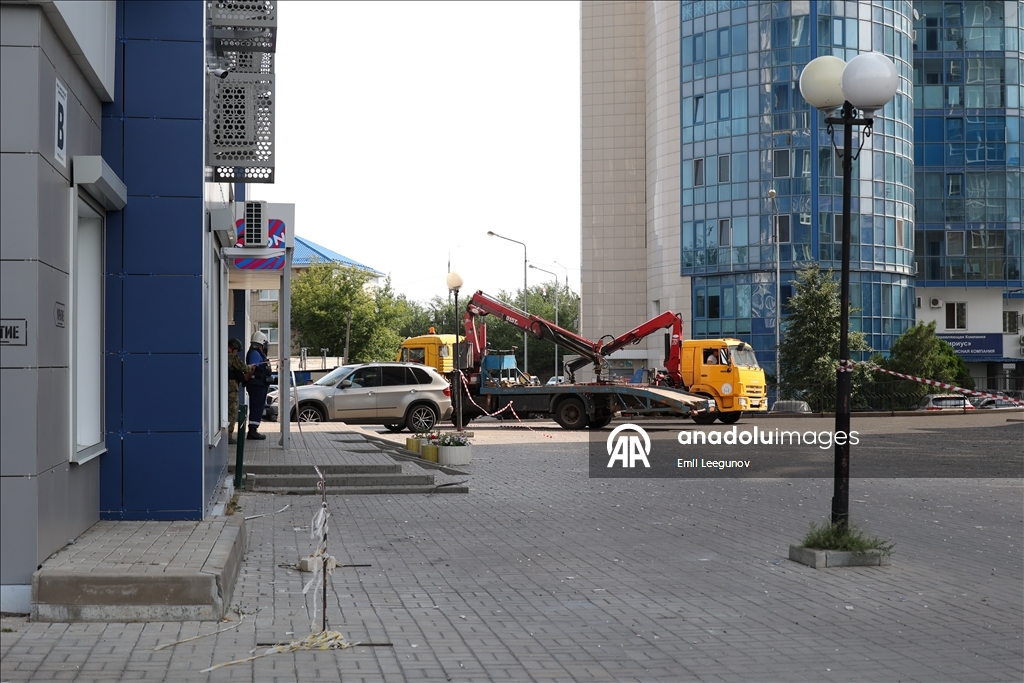 Украинский беспилотник атаковал многоквартирный жилой дом в Белгороде