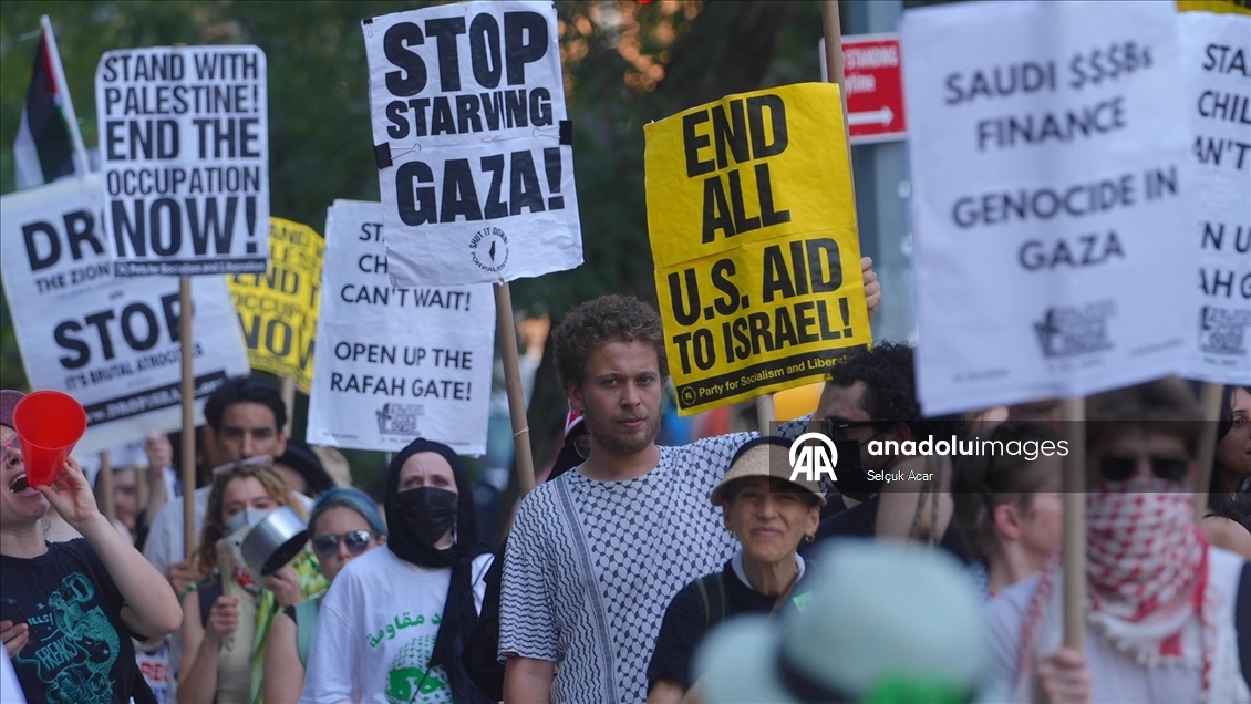 Filistin yanlısı aktivistler New York'ta BM Genel Merkezi önünde protesto düzenledi