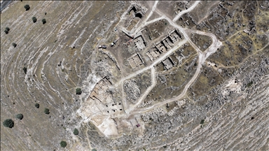 Zerzevan Kalesi'nde 1800 yıllık su dağıtım sistemi bulundu