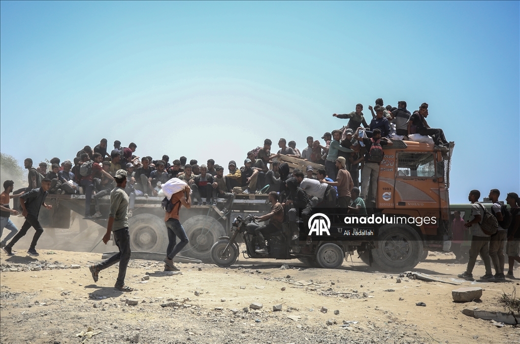 В результате атаки Израиля на ожидавших помощь палестинцев на севере Газы погибли 51 человек