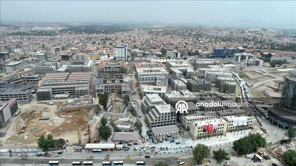 Malatya'da ticaretin çarkları güvenli binalarda dönecek