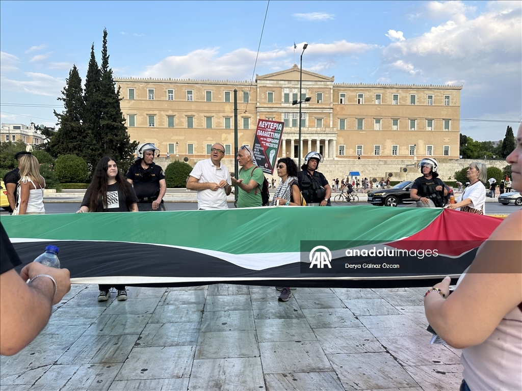 В столице Греции, Афинах прошла акция в поддержку Палестины
