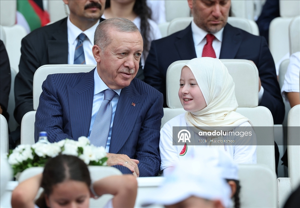 Cumhurbaşkanı Erdoğan, TÜGVA Yaz Okulları Finali Programı'na katıldı