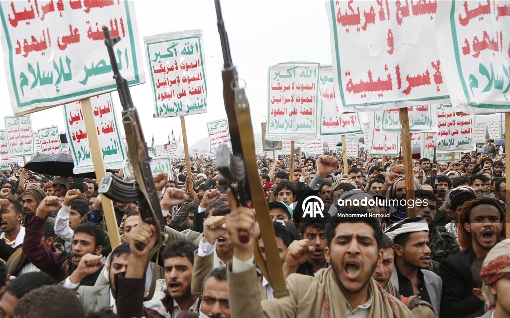 Yemen’de binlerce kişinin katılımıyla Gazze’ye destek gösterisi düzenlendi