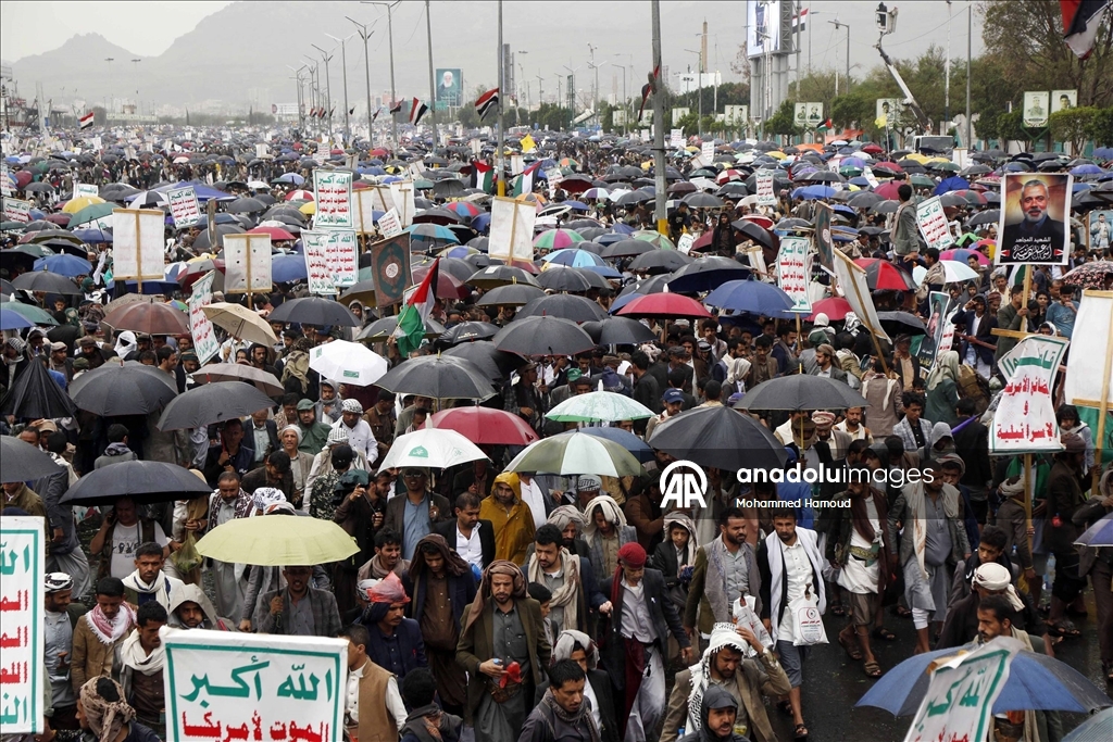 Yemen’de binlerce kişinin katılımıyla Gazze’ye destek gösterisi düzenlendi