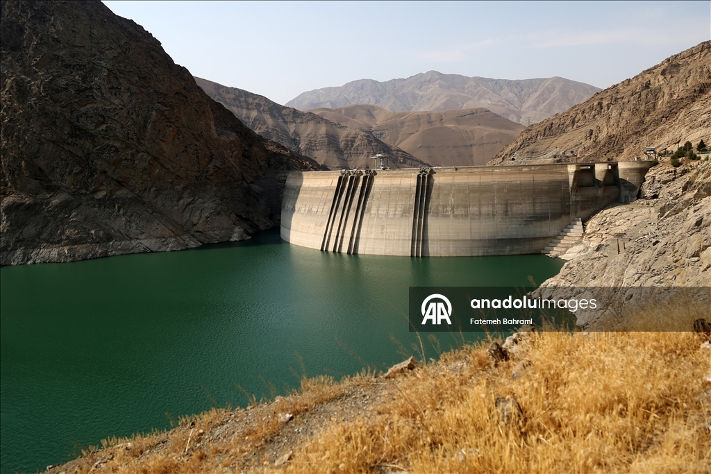 العطش على الأبواب.. طهران تدق ناقوس أزمة مياه خانقة