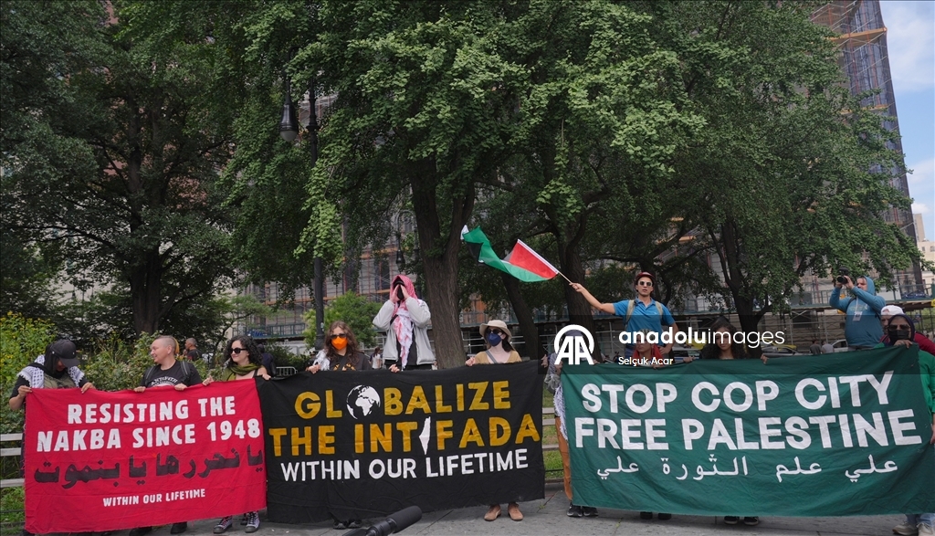 New York'ta Gazze'ye yönelik ablukanın sona ermesini talep etmek için yürüyüş düzenlendi