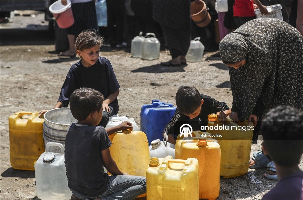 İsrail saldırıları altındaki Gazze'de su krizi