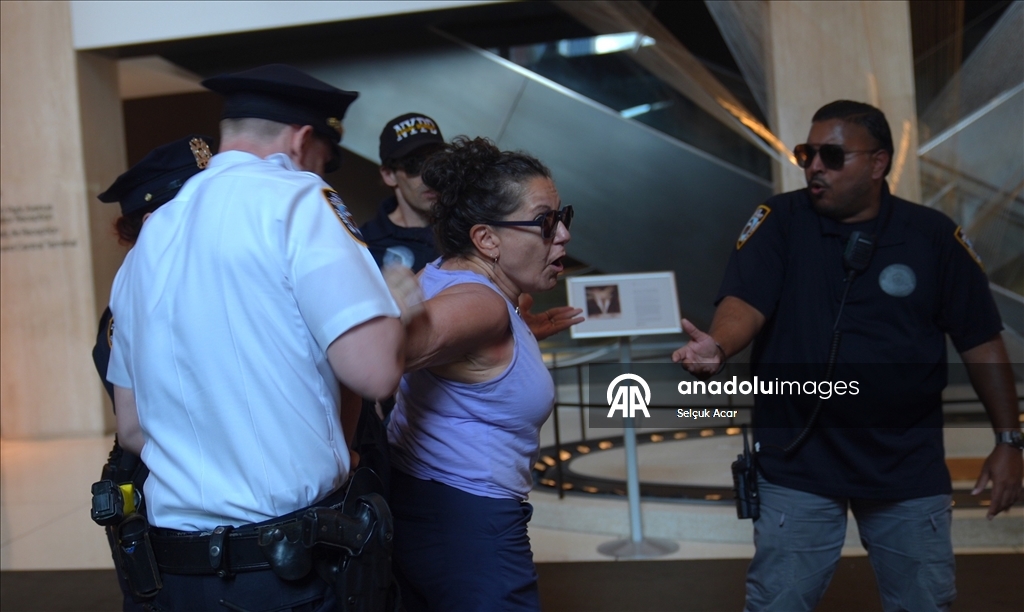 New York'ta Gazze'ye yönelik ablukanın sona ermesini talep etmek için yürüyüş düzenlendi