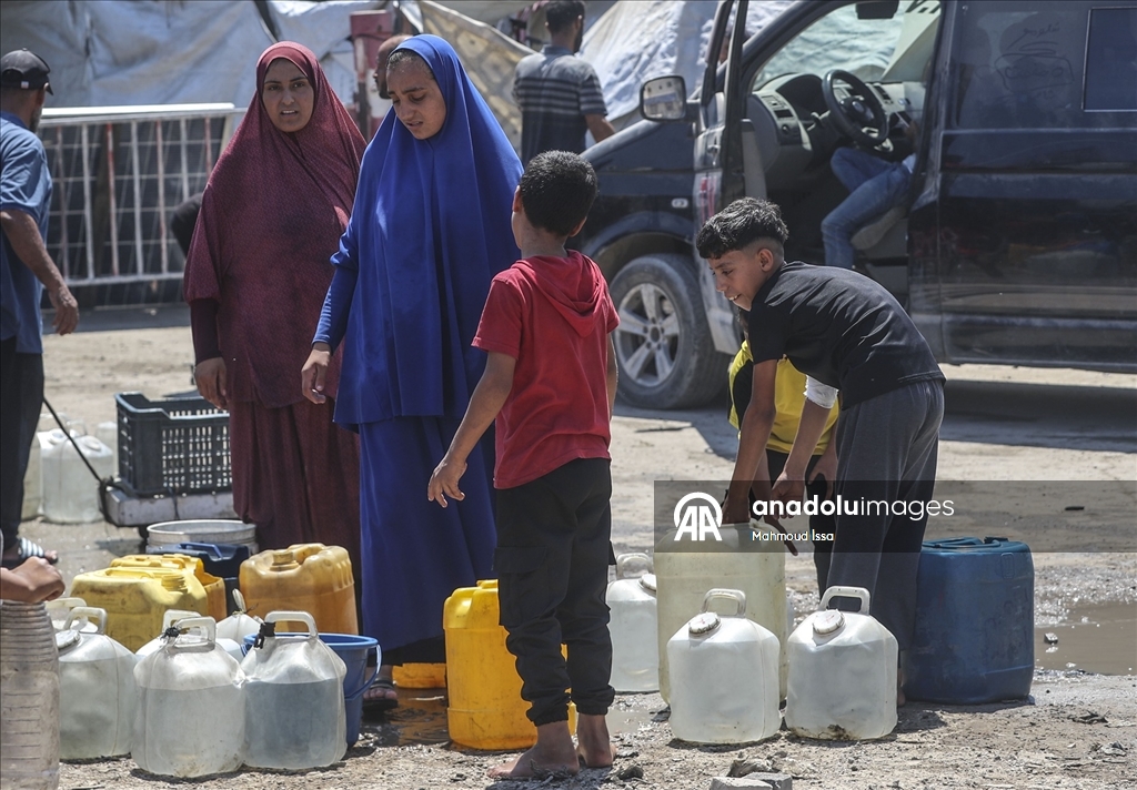 İsrail saldırıları altındaki Gazze'de su krizi