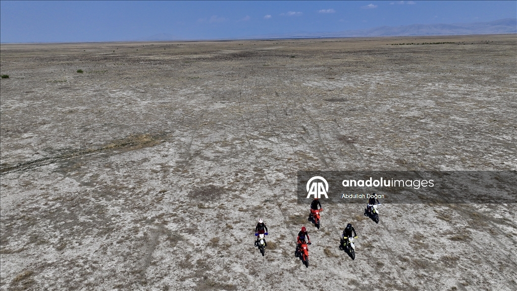 Motorcycle riders highlight climate crisis at dried-up Lake Aksehir