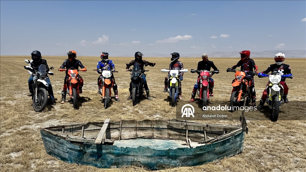 Motorcycle riders highlight climate crisis at dried-up Lake Aksehir