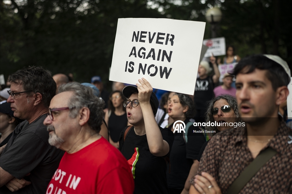 Перед отелем Трампа в Нью-Йорке прошла акция в поддержку Палестины